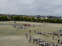 学級ごとに並ぶ①